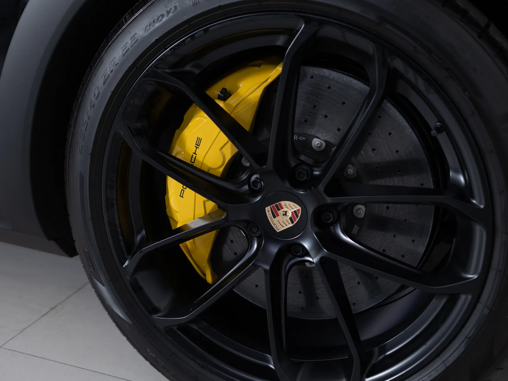 Porsche Cayenne Turbo GT III Рестайлинг, 2026 — экстерьер, фото 38