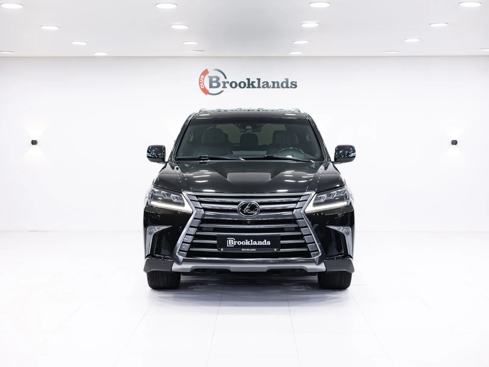 Lexus LX Luxury 21+ III Рестайлинг 2, 2020 — экстерьер, фото 2