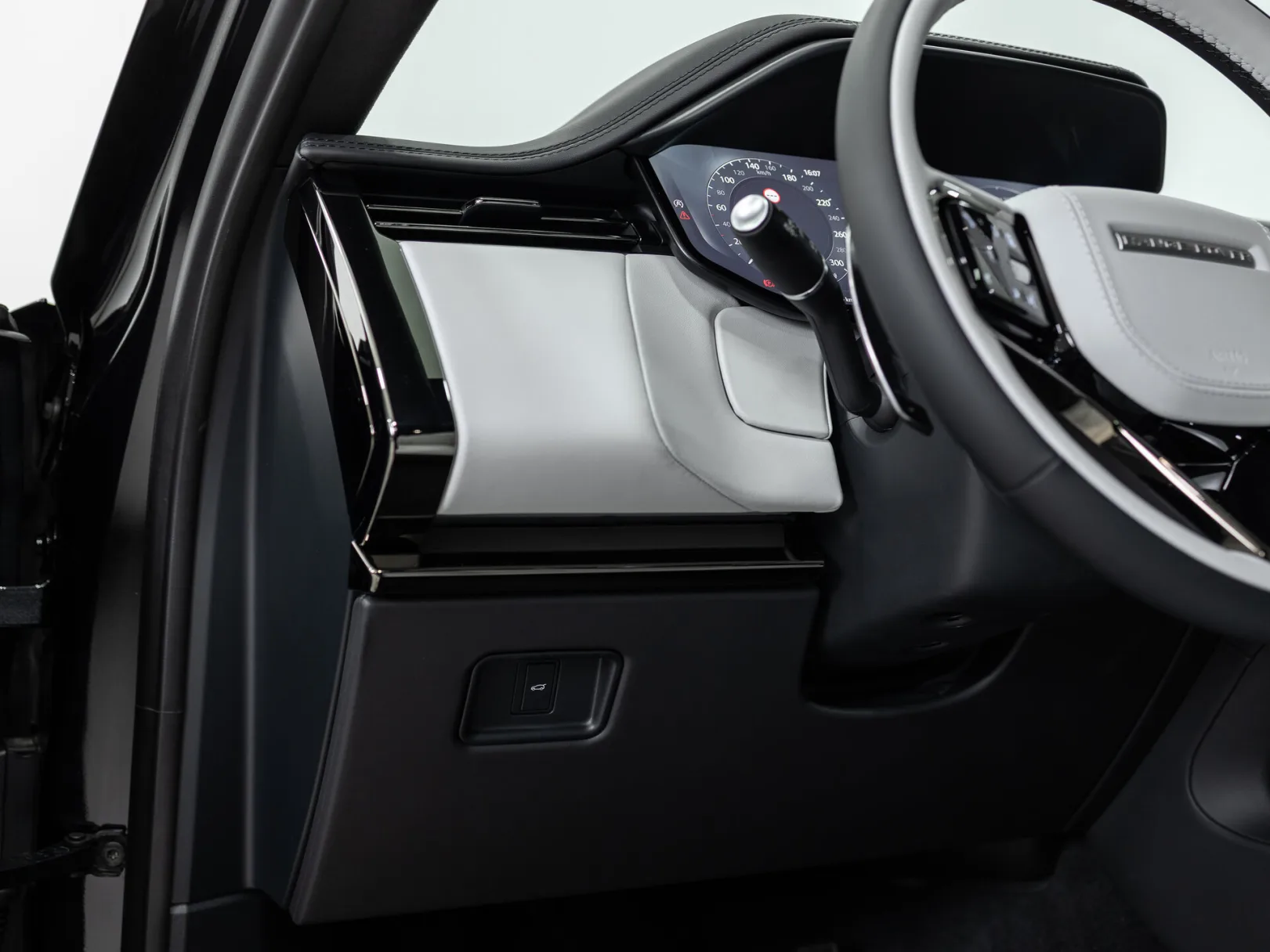 Land Rover Range Rover Sport Autobiography III, 2026 — экстерьер, фото 15
