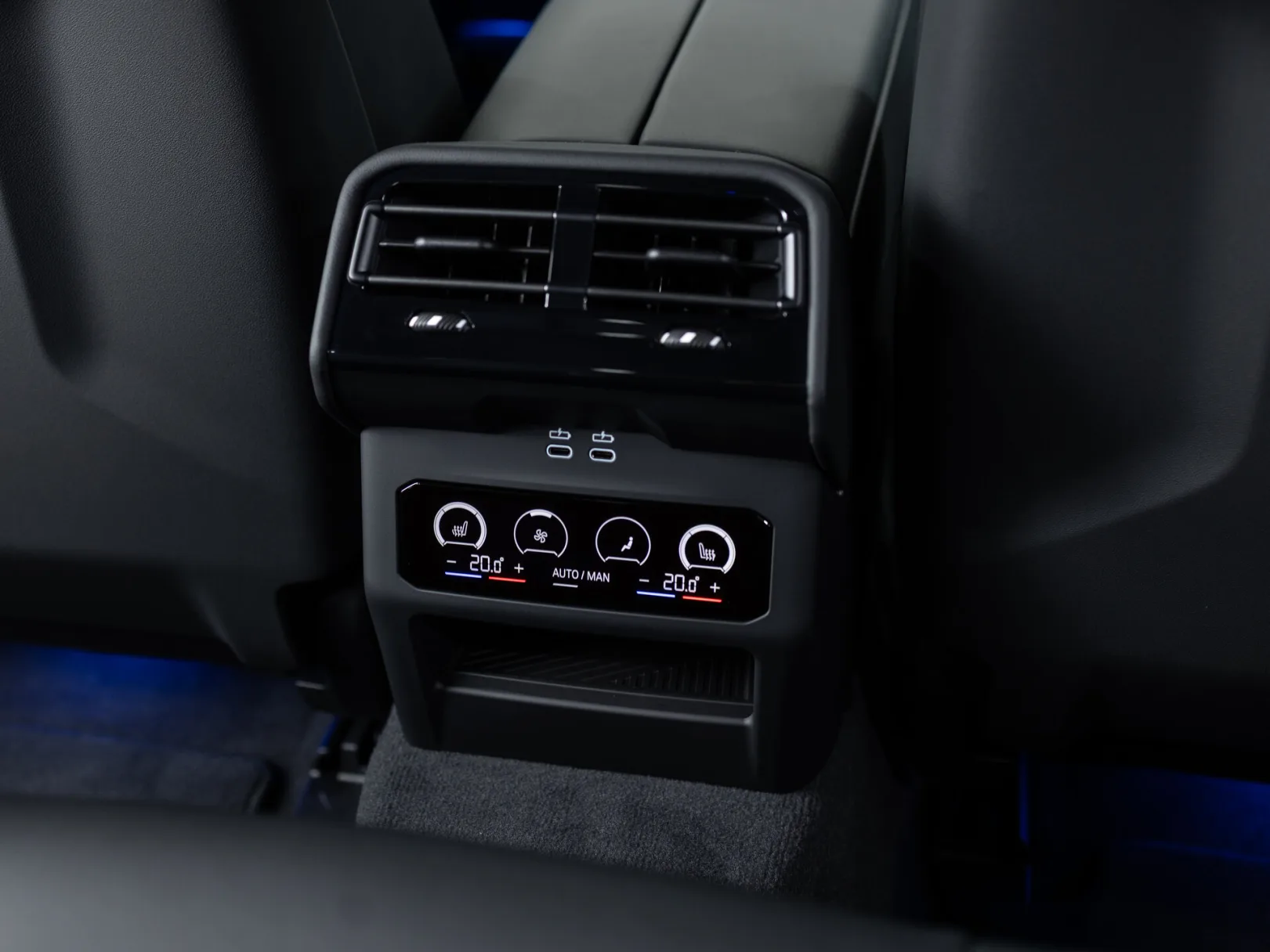 BMW M5 VII (G90), 2025 — экстерьер, фото 28