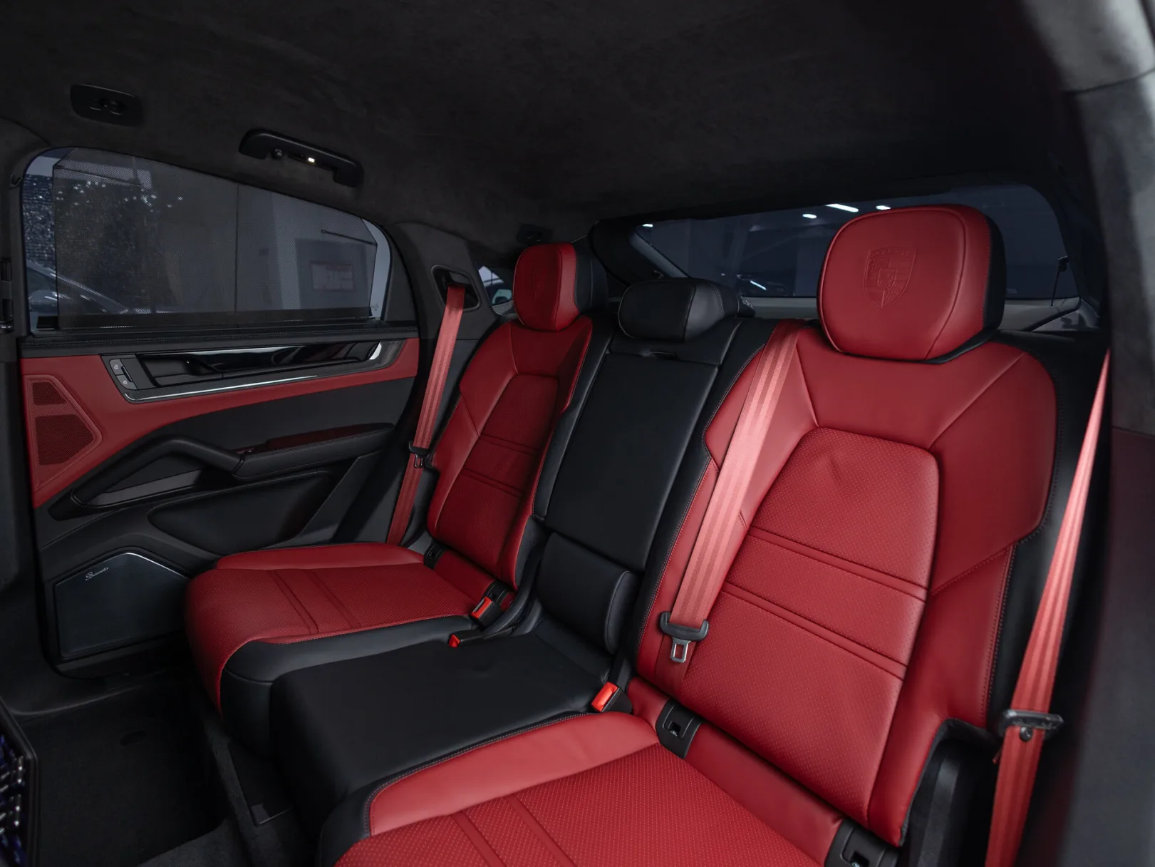 Porsche Cayenne Turbo GT III Рестайлинг, 2025 — экстерьер, фото 30