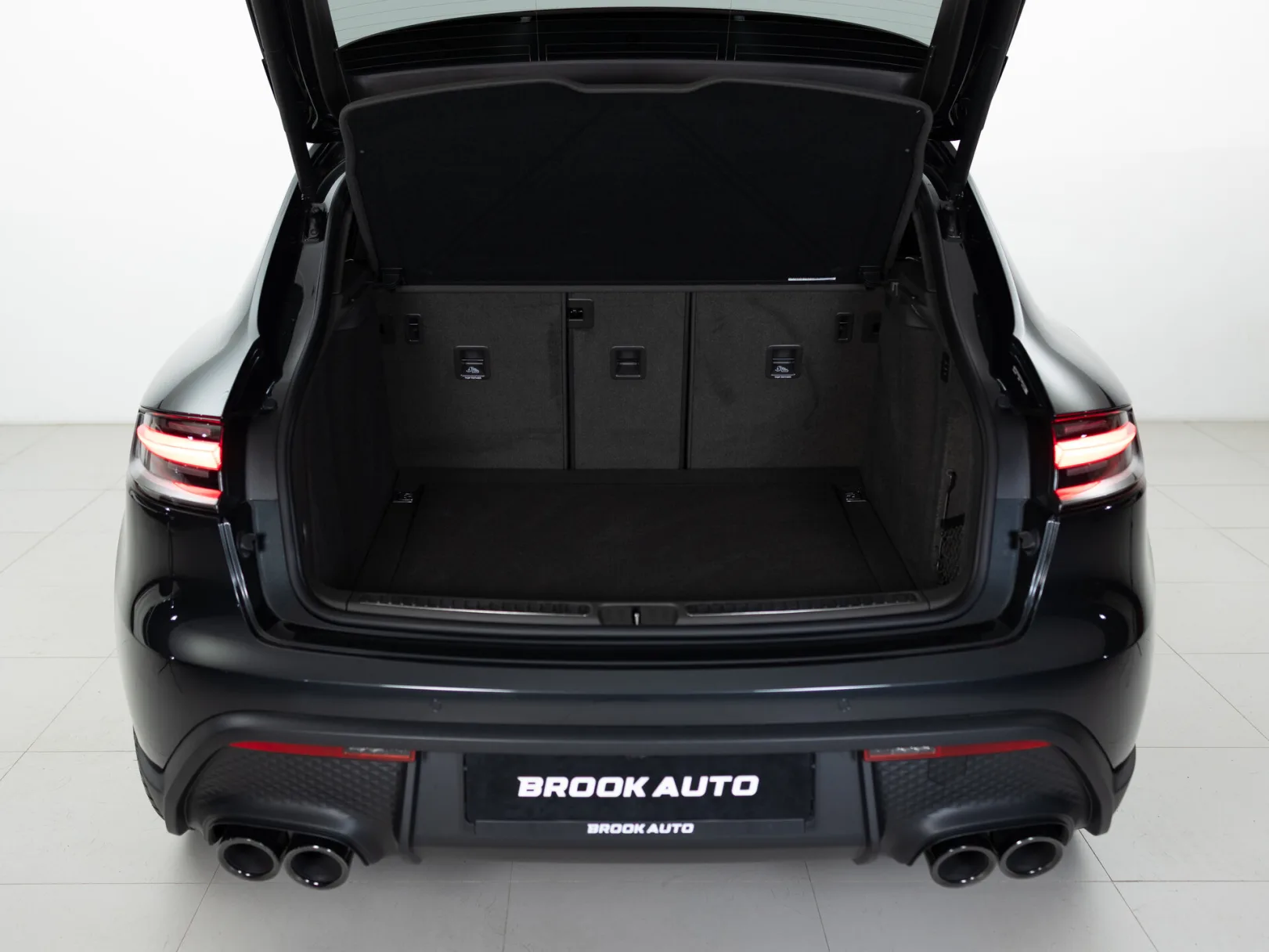 Porsche Macan Базовая I Рестайлинг 2, 2025 — экстерьер, фото 26