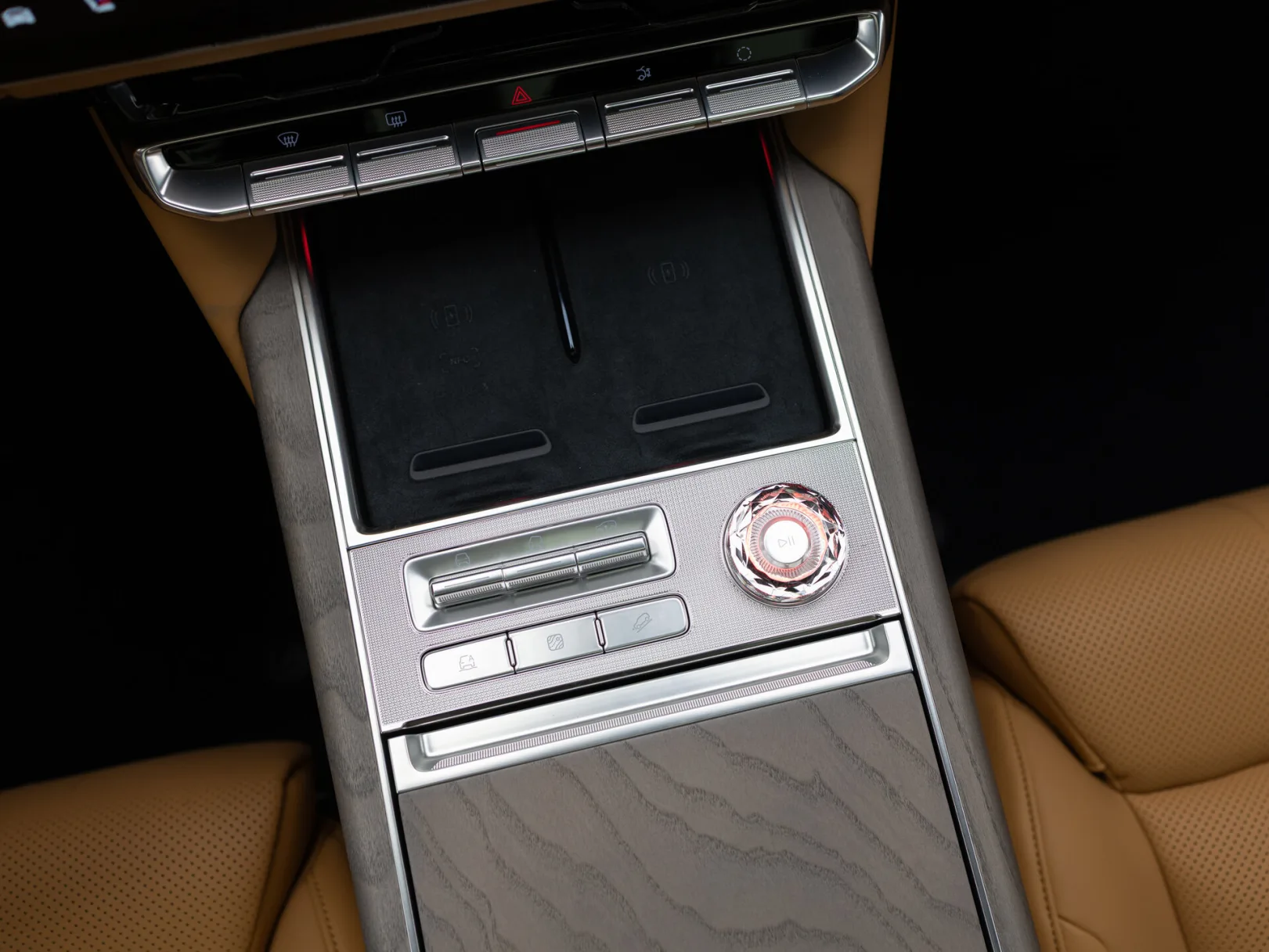 Zeekr 9X Max (6 seats) I, 2026 — экстерьер, фото 18