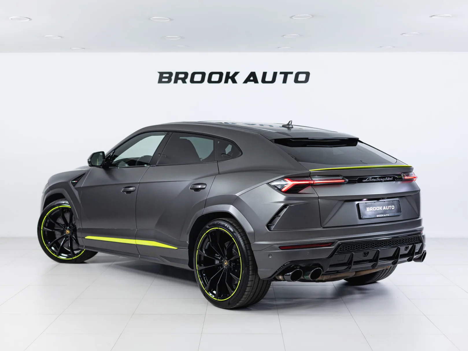 Lamborghini Urus Individual I, 2021 — экстерьер, фото 6