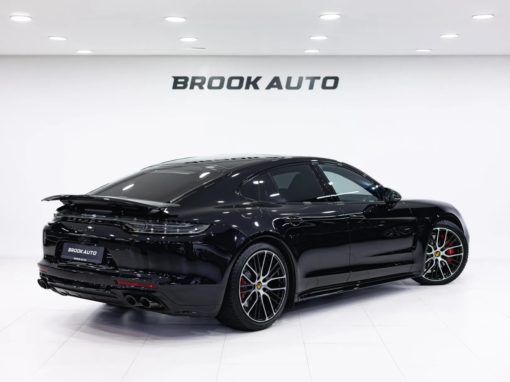 Porsche Panamera GTS II Рестайлинг, 2022 — экстерьер, фото 4