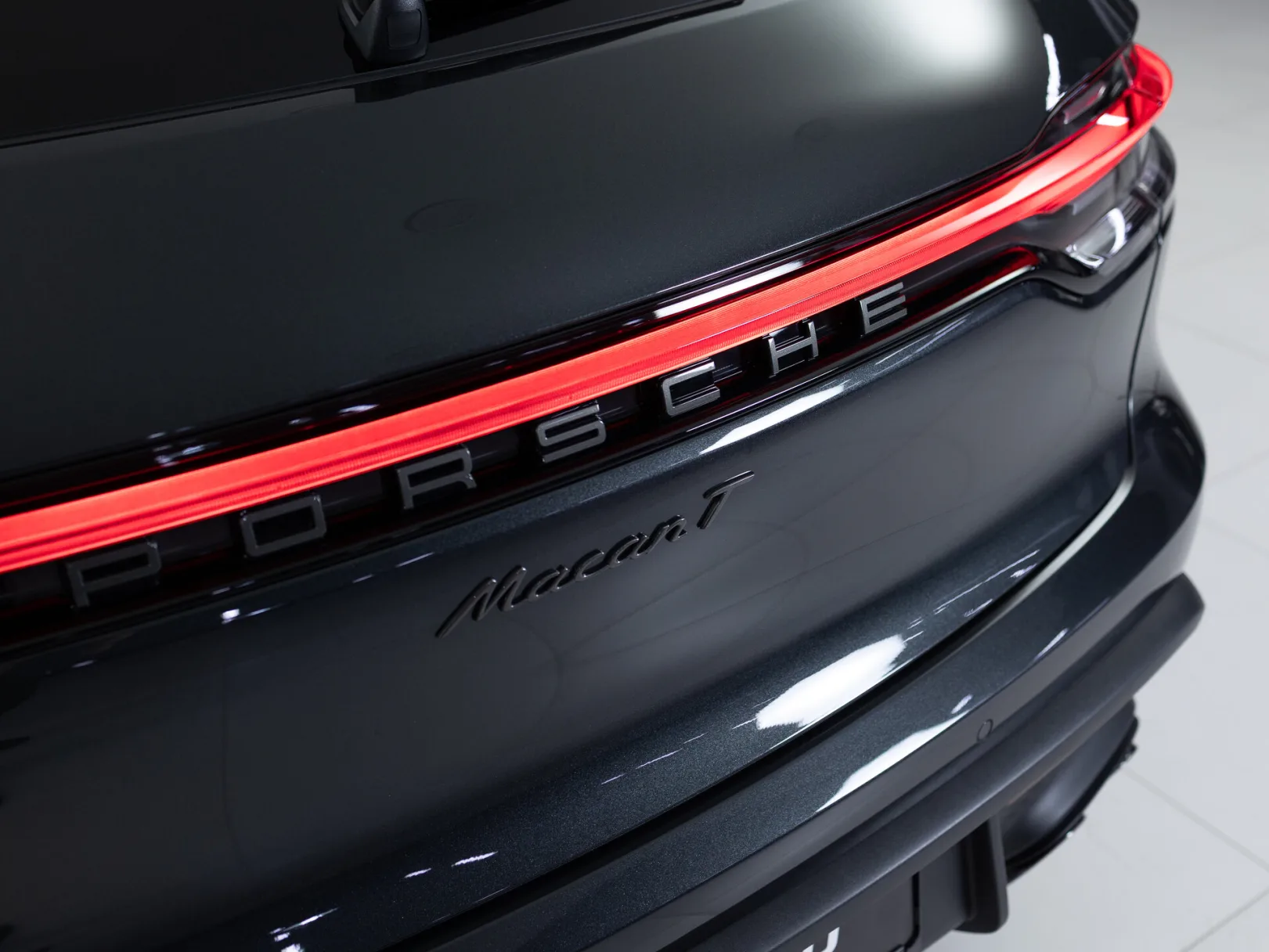 Porsche Macan T I Рестайлинг 2, 2025 — экстерьер, фото 28