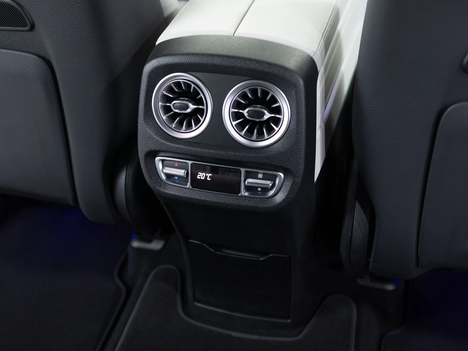 Mercedes-Benz G-Класс AMG G 63 II (W463), 2020 — экстерьер, фото 29