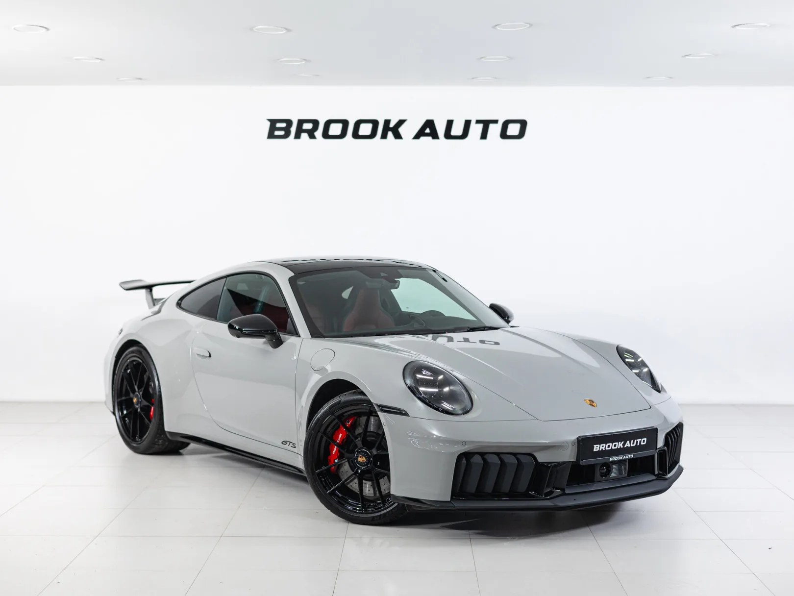 Porsche 911 Carrera 4 GTS VIII (992) Рестайлинг, 2025 — экстерьер, фото 3