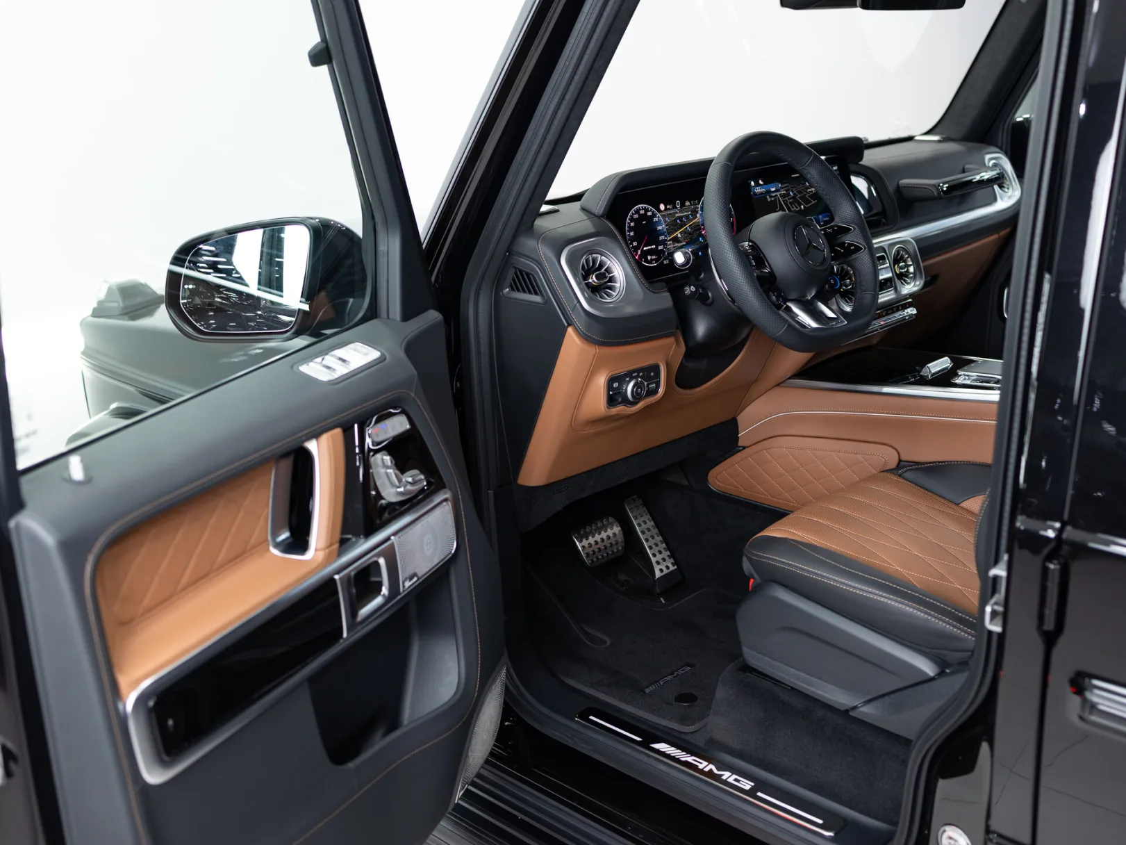 Mercedes-Benz G-Класс AMG G 63 II (W465) Рестайлинг, 2025 — экстерьер, фото 8