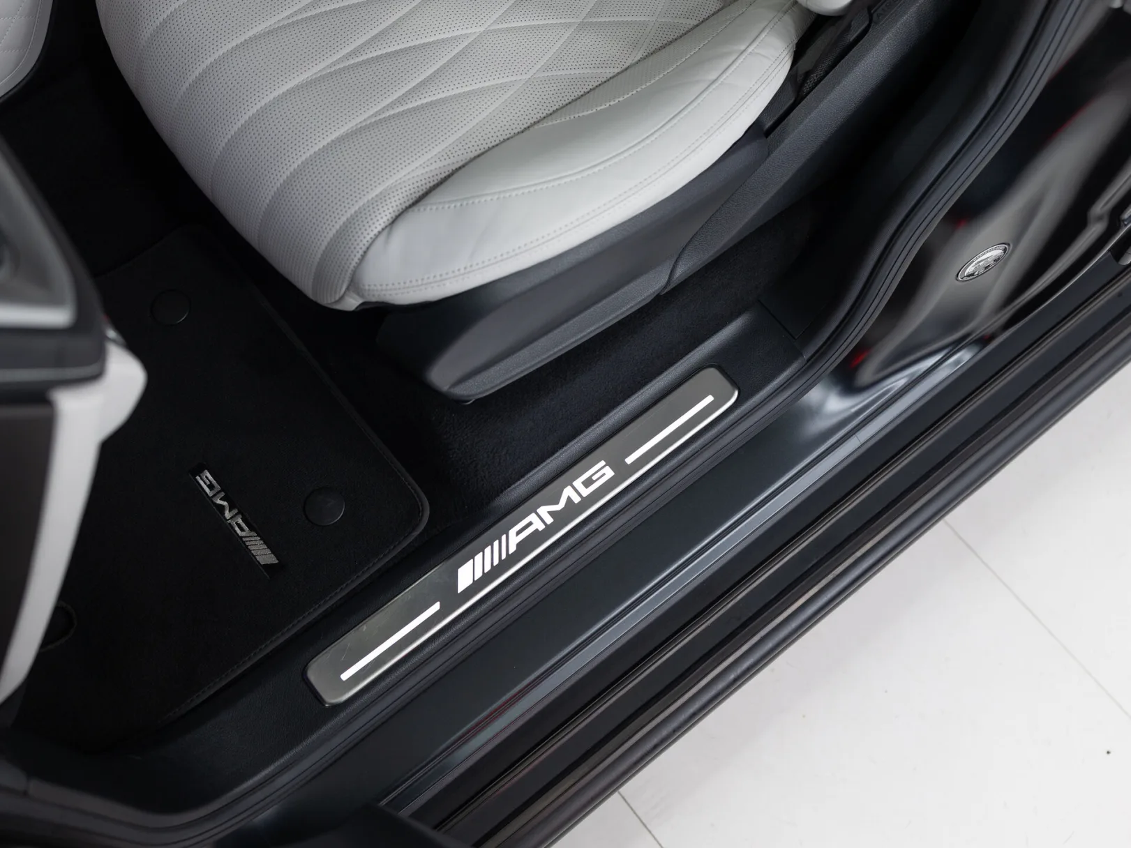 Mercedes-Benz G-Класс AMG G 63 II (W463), 2020 — экстерьер, фото 11