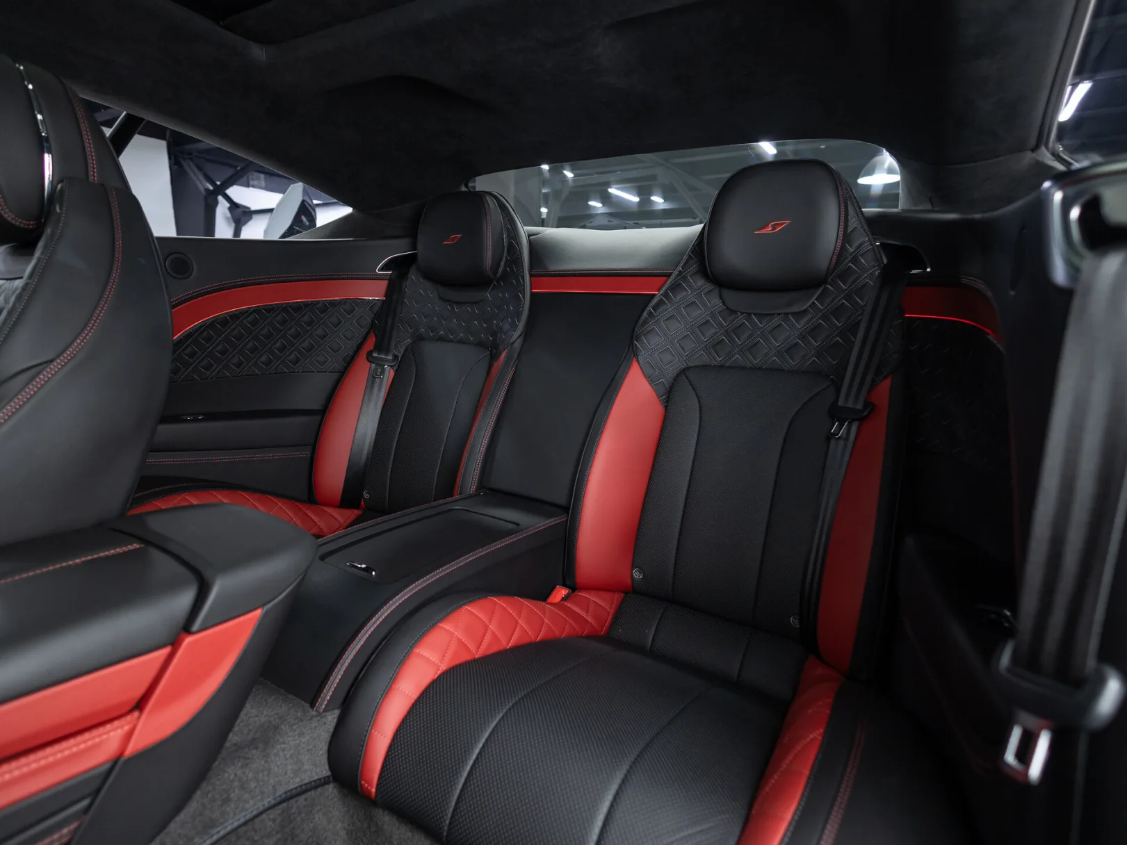 Bentley Continental GT Mulliner III, 2023 — экстерьер, фото 30