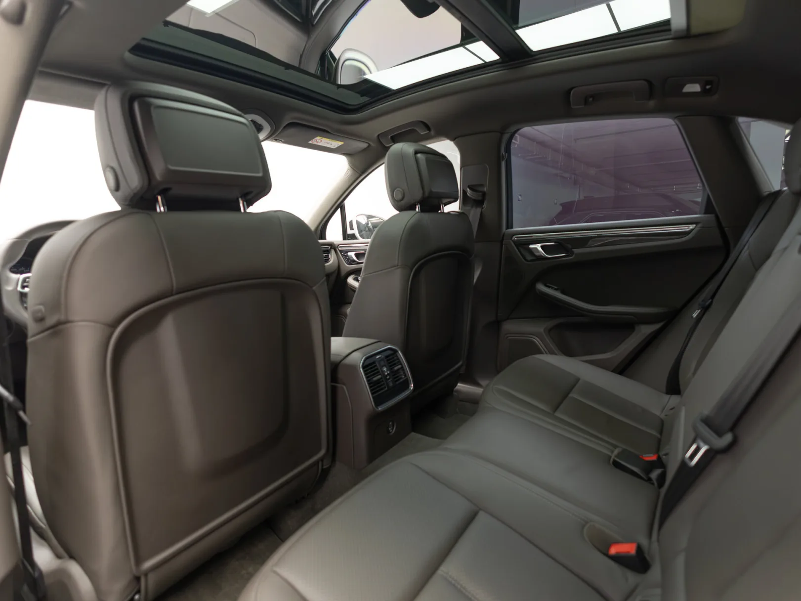 Porsche Macan I Рестайлинг, 2019 — экстерьер, фото 23