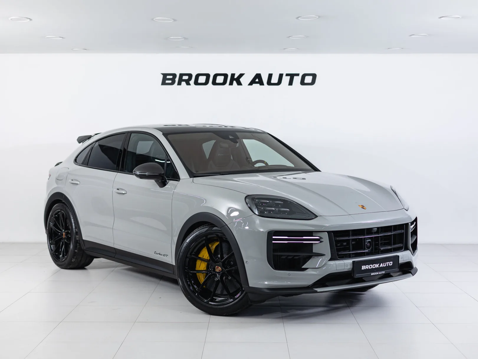 Porsche Cayenne Turbo GT III Рестайлинг, 2025 — экстерьер, фото 3