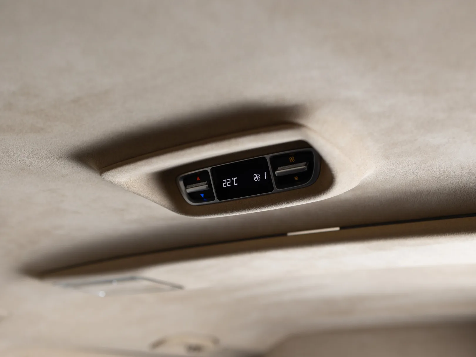 Mercedes-Benz V-Класс VIP III (W447) Рестайлинг, 2020 — экстерьер, фото 13