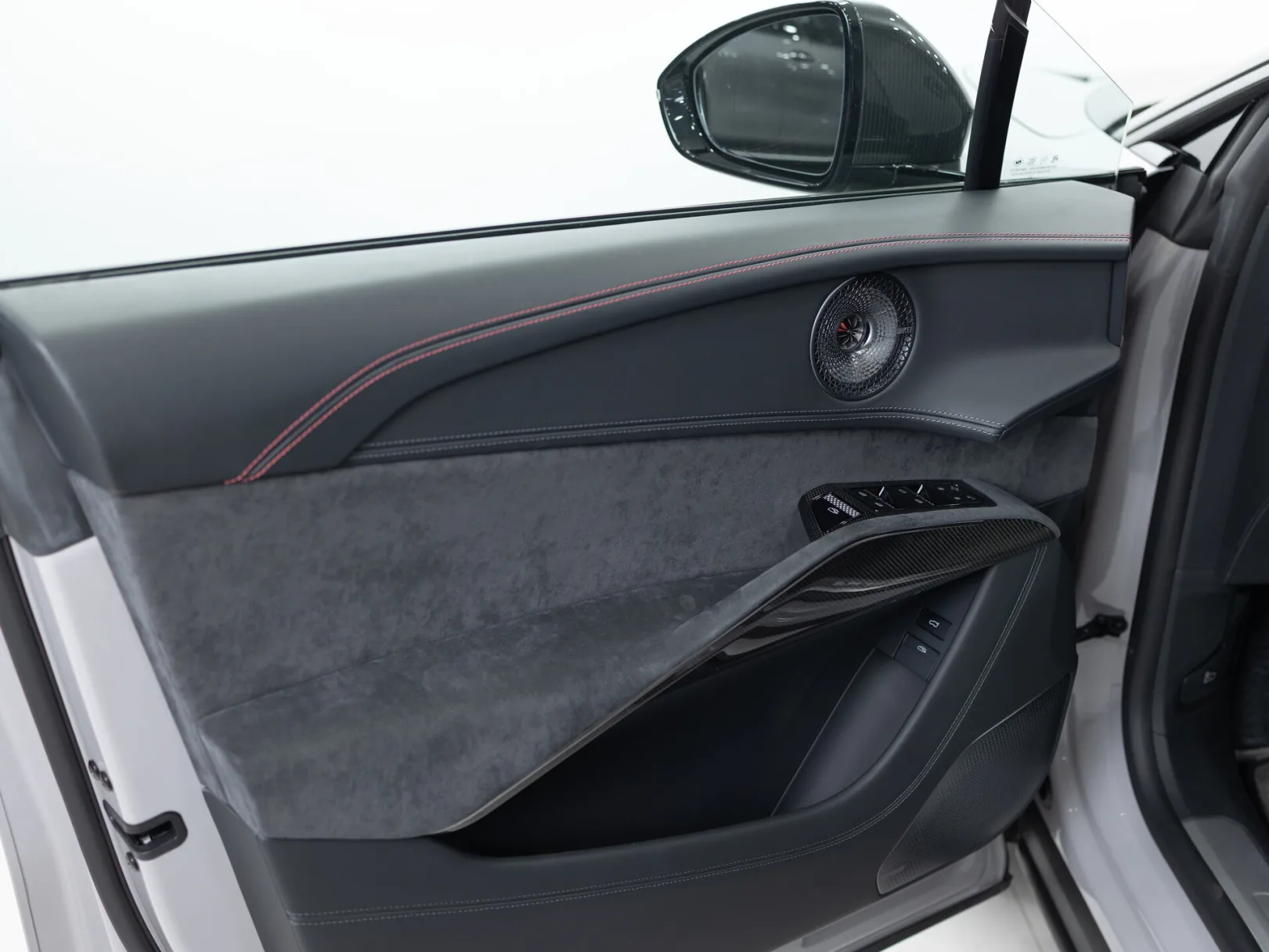 Lotus Eletre R+ I, 2024 — экстерьер, фото 8