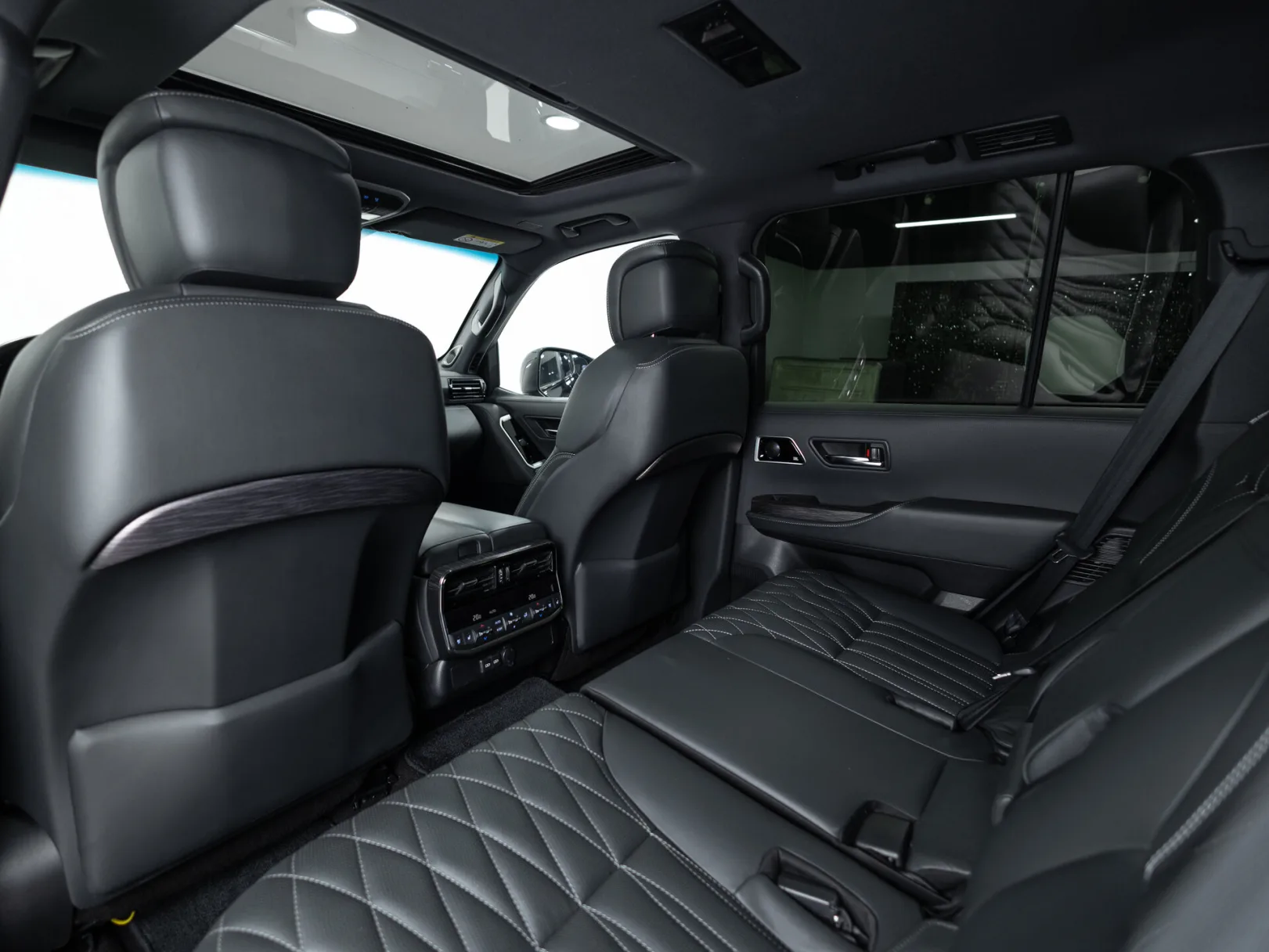 Toyota Land Cruiser 70th Anniversary 300 Series, 2021 — экстерьер, фото 28