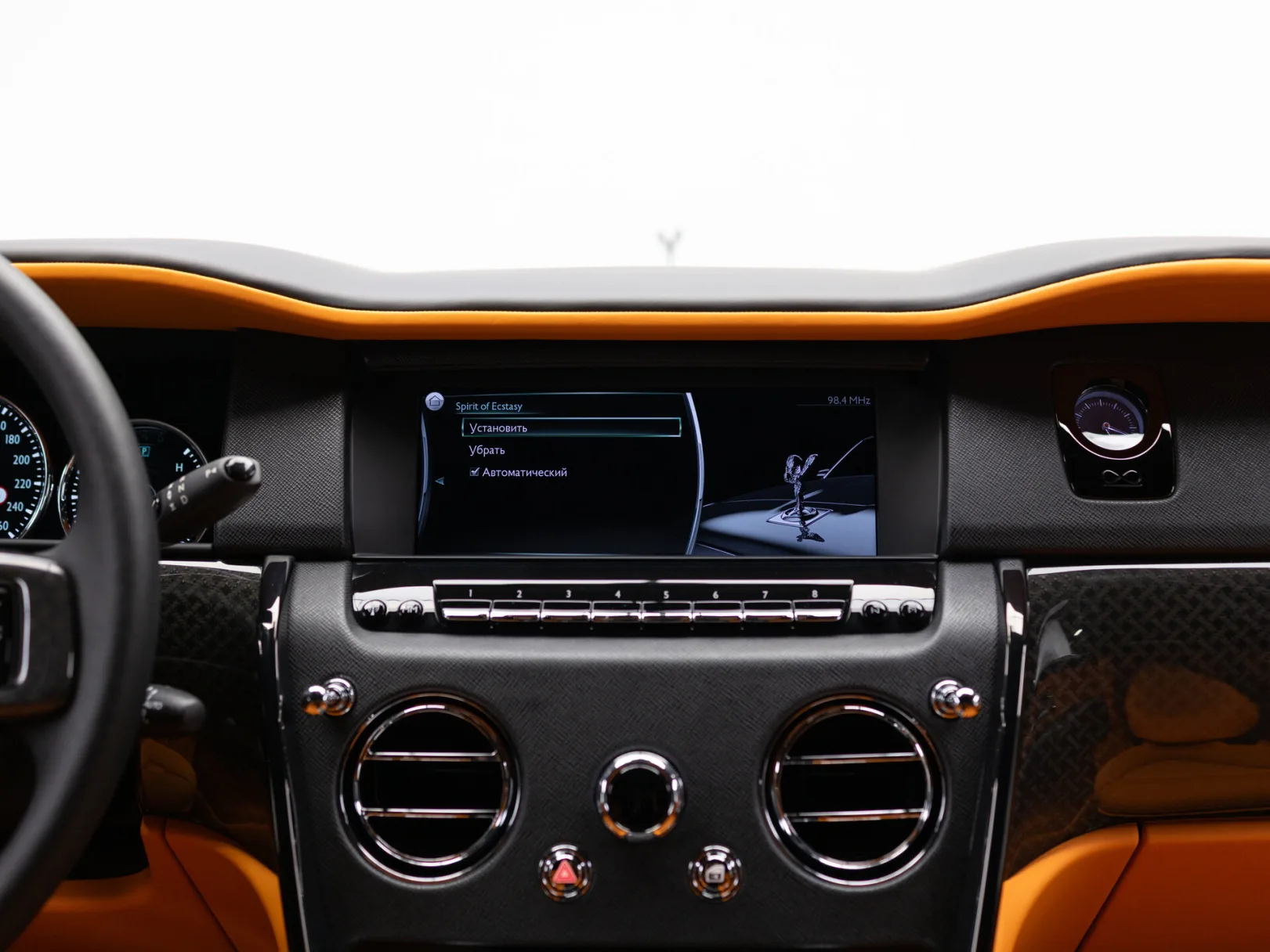 Rolls-Royce Cullinan Individual I (Series I), 2022 — экстерьер, фото 17