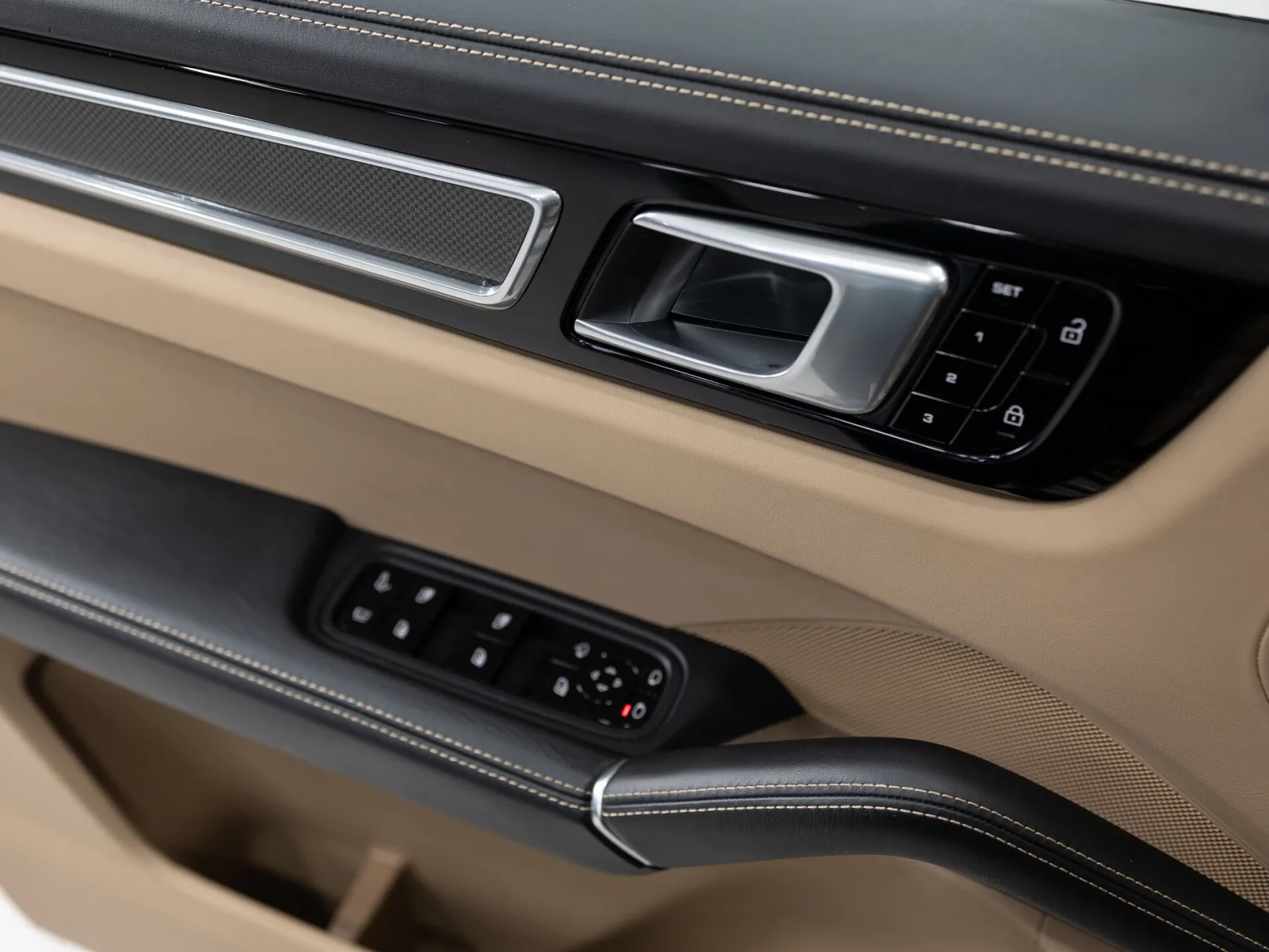 Porsche Cayenne Turbo S E-Hybrid III, 2020 — экстерьер, фото 9