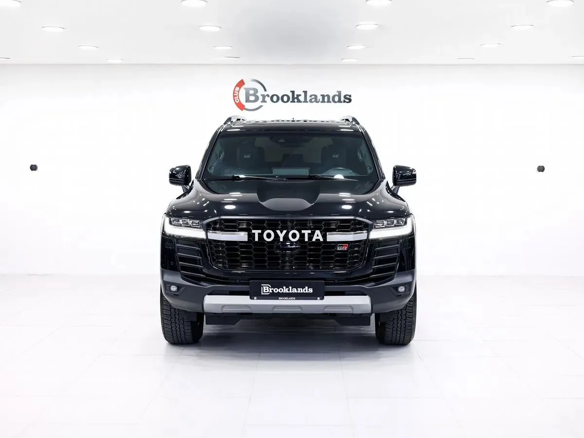 Toyota Land Cruiser 300 Series, 2021 — экстерьер, фото 2