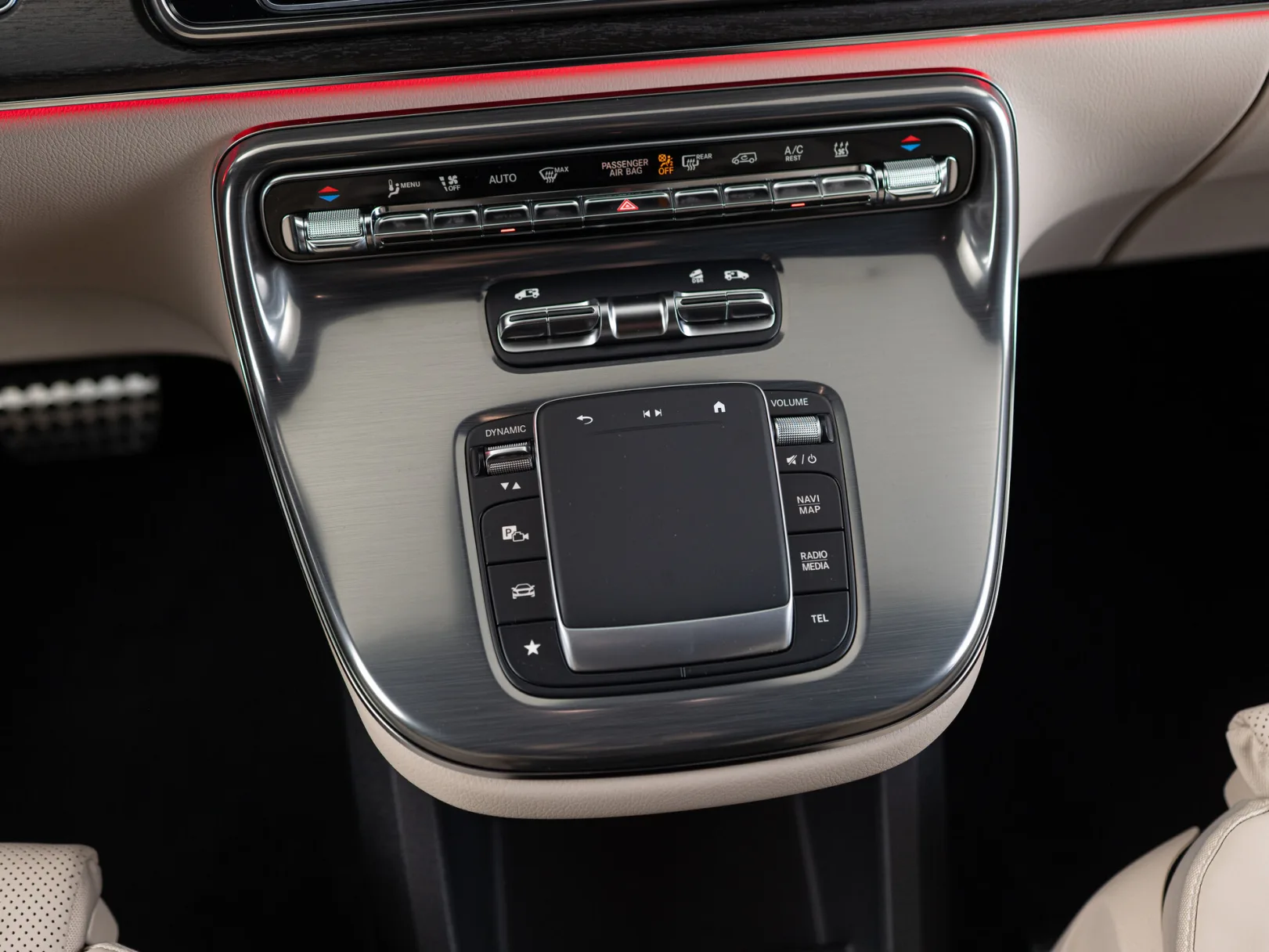 Mercedes-Benz V-Класс Exclusive III (W447) Рестайлинг 2, 2025 — экстерьер, фото 18