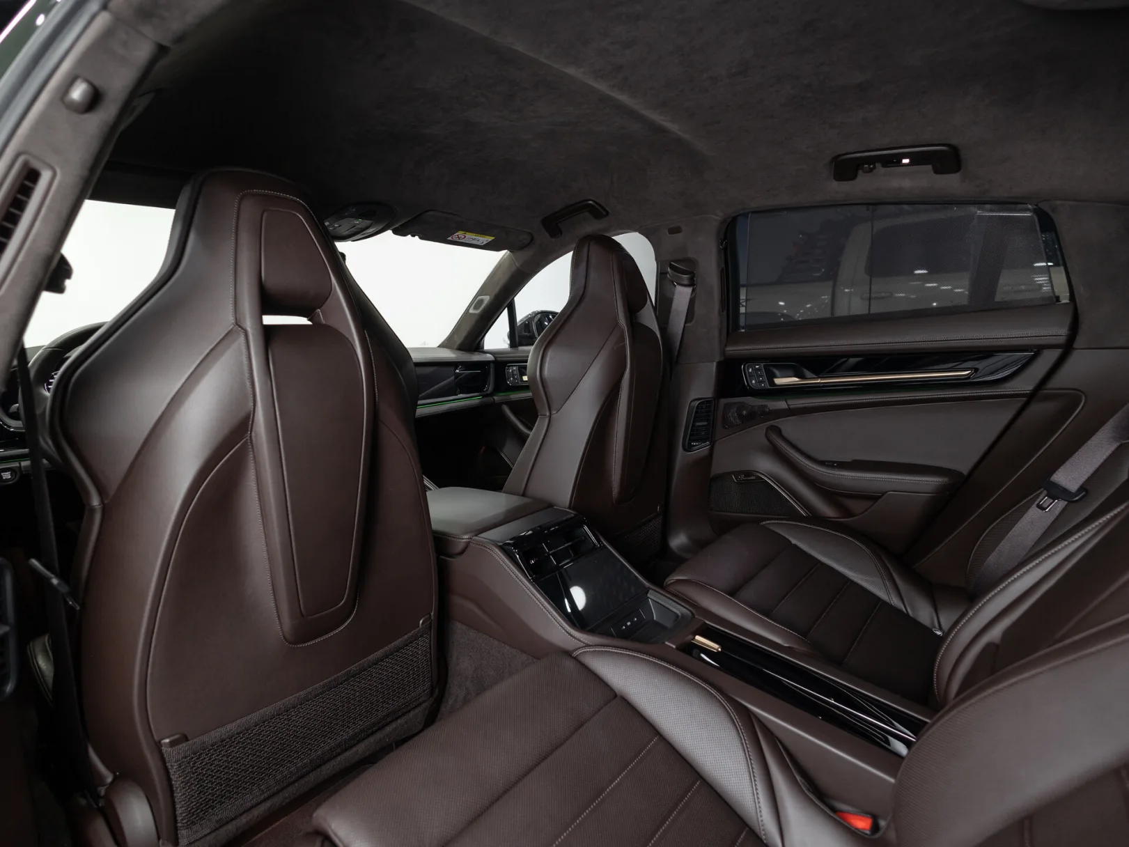 Porsche Panamera Turbo S E-Hybrid III, 2024 — экстерьер, фото 30