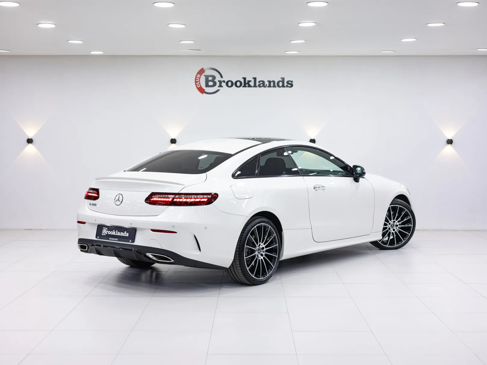 Mercedes-Benz E-Класс E 200 4MATIC Sport V (W213, S213, C238) Рестайлинг, 2021 — экстерьер, фото 4