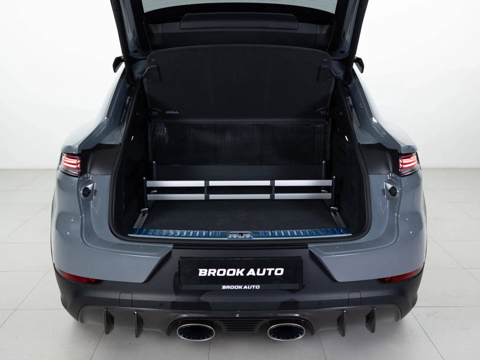 Porsche Cayenne Turbo GT III Рестайлинг, 2026 — экстерьер, фото 35