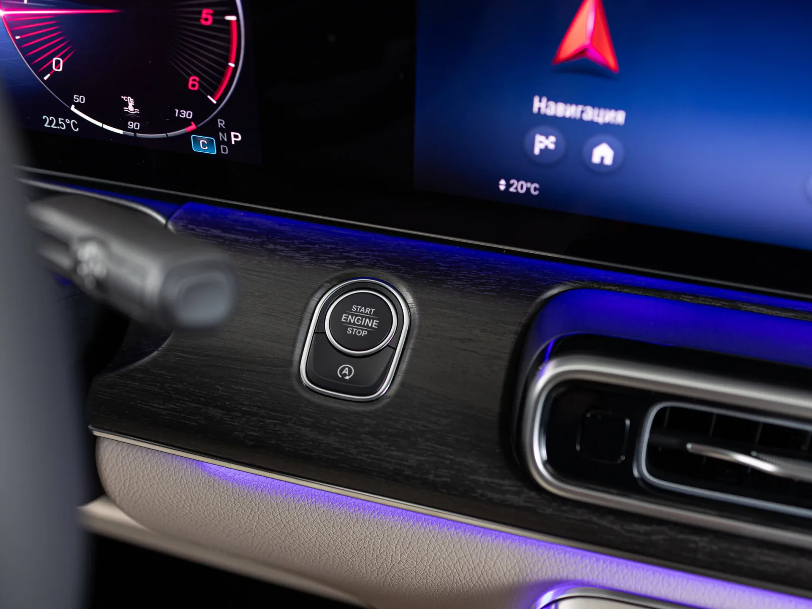 Mercedes-Benz V-Класс Exclusive III (W447) Рестайлинг 2, 2026 — экстерьер, фото 17