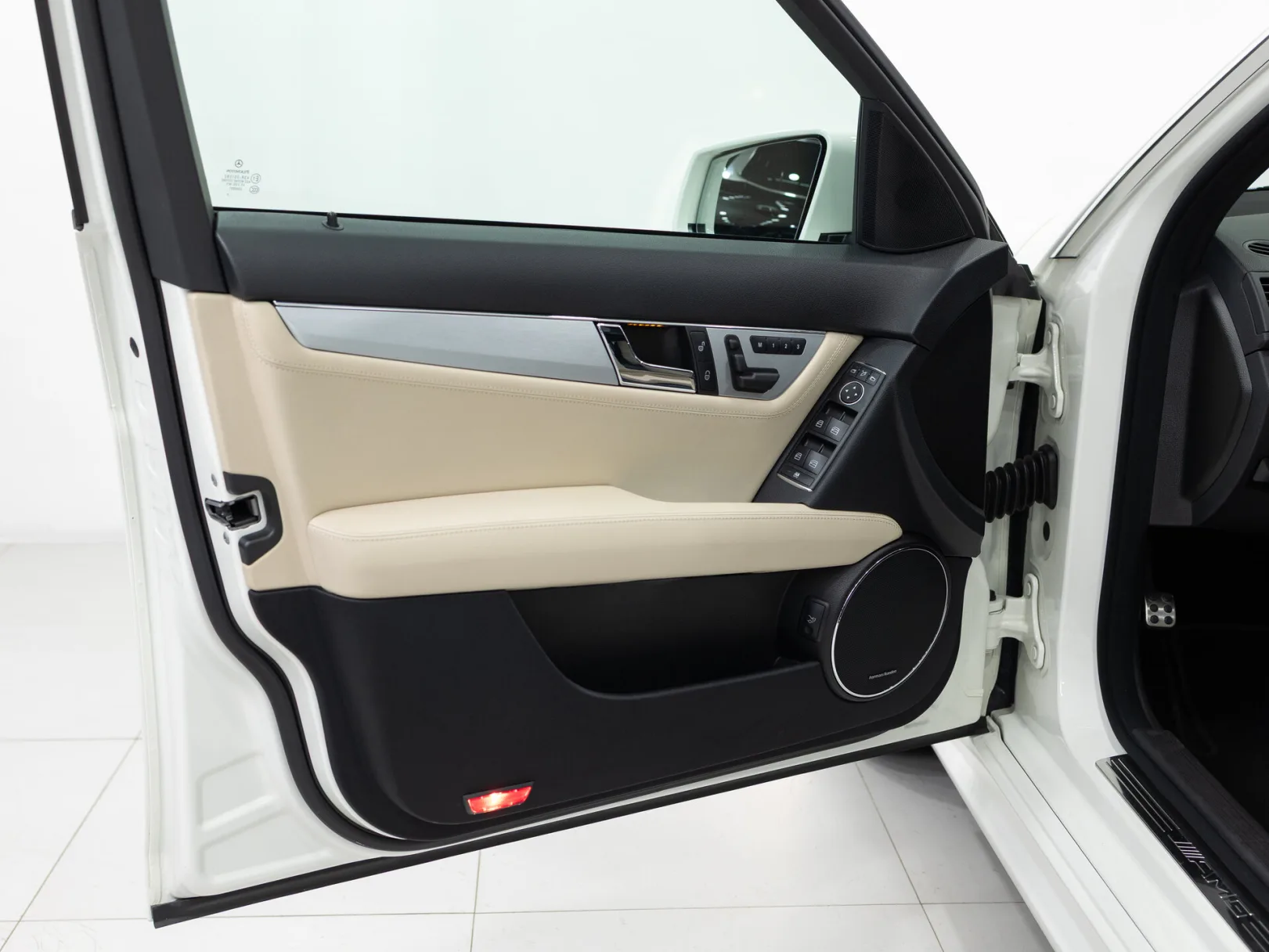 Mercedes-Benz C-Класс AMG III (W204), 2010 — экстерьер, фото 8