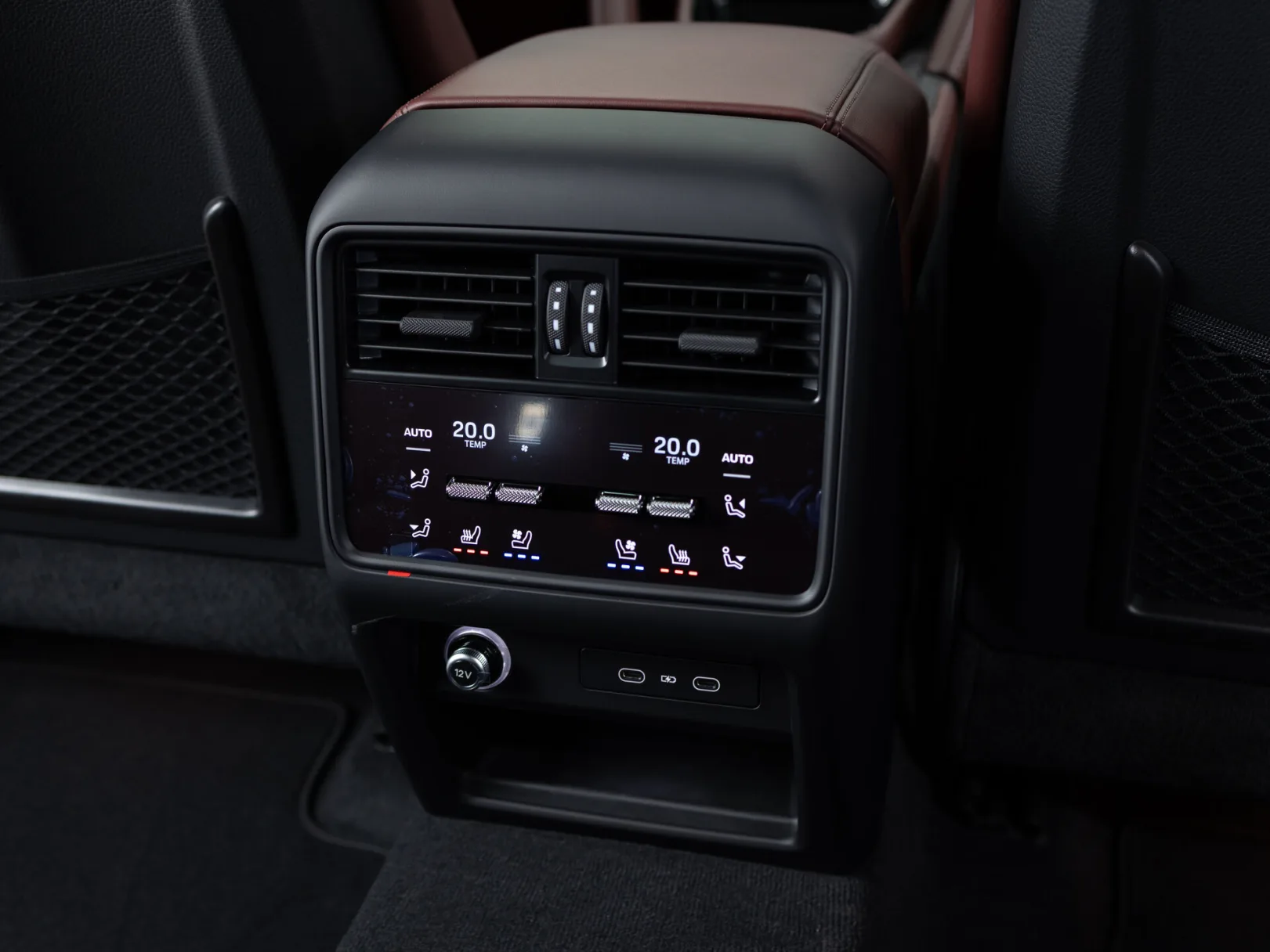 Porsche Cayenne GTS III Рестайлинг, 2025 — экстерьер, фото 30