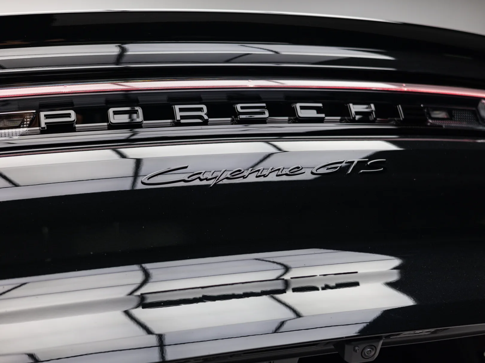 Porsche Cayenne GTS Coupé III Рестайлинг, 2026 — экстерьер, фото 34