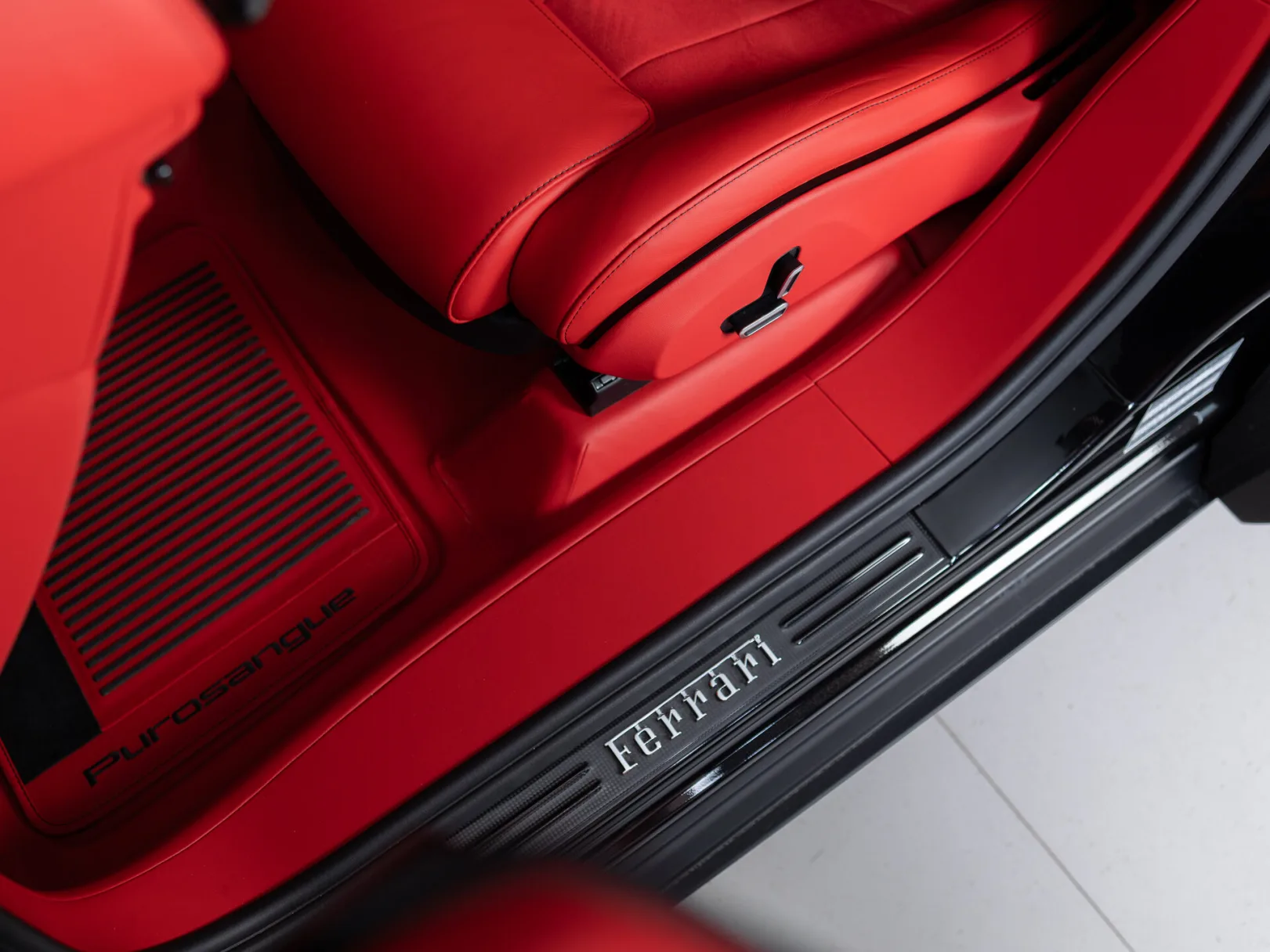 Ferrari Purosangue I, 2024 — экстерьер, фото 10