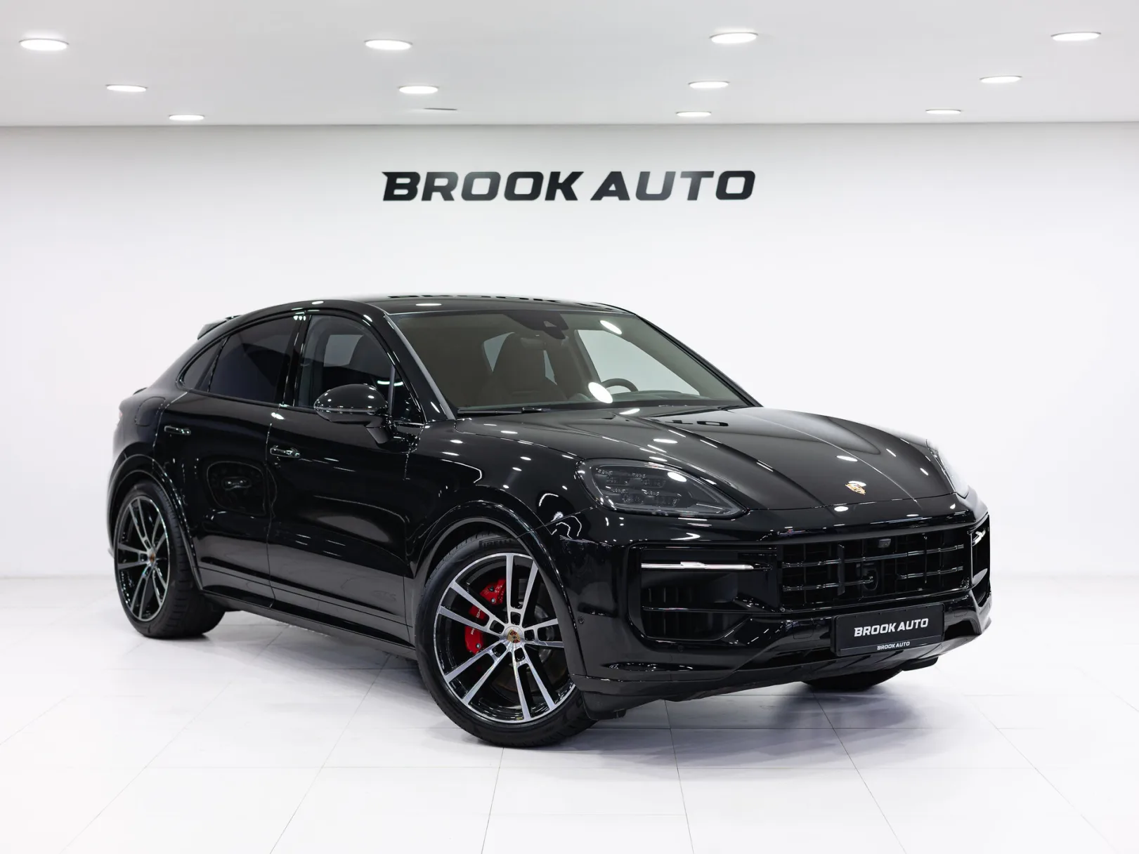 Porsche Cayenne GTS Coupé III Рестайлинг, 2025 — экстерьер, фото 3