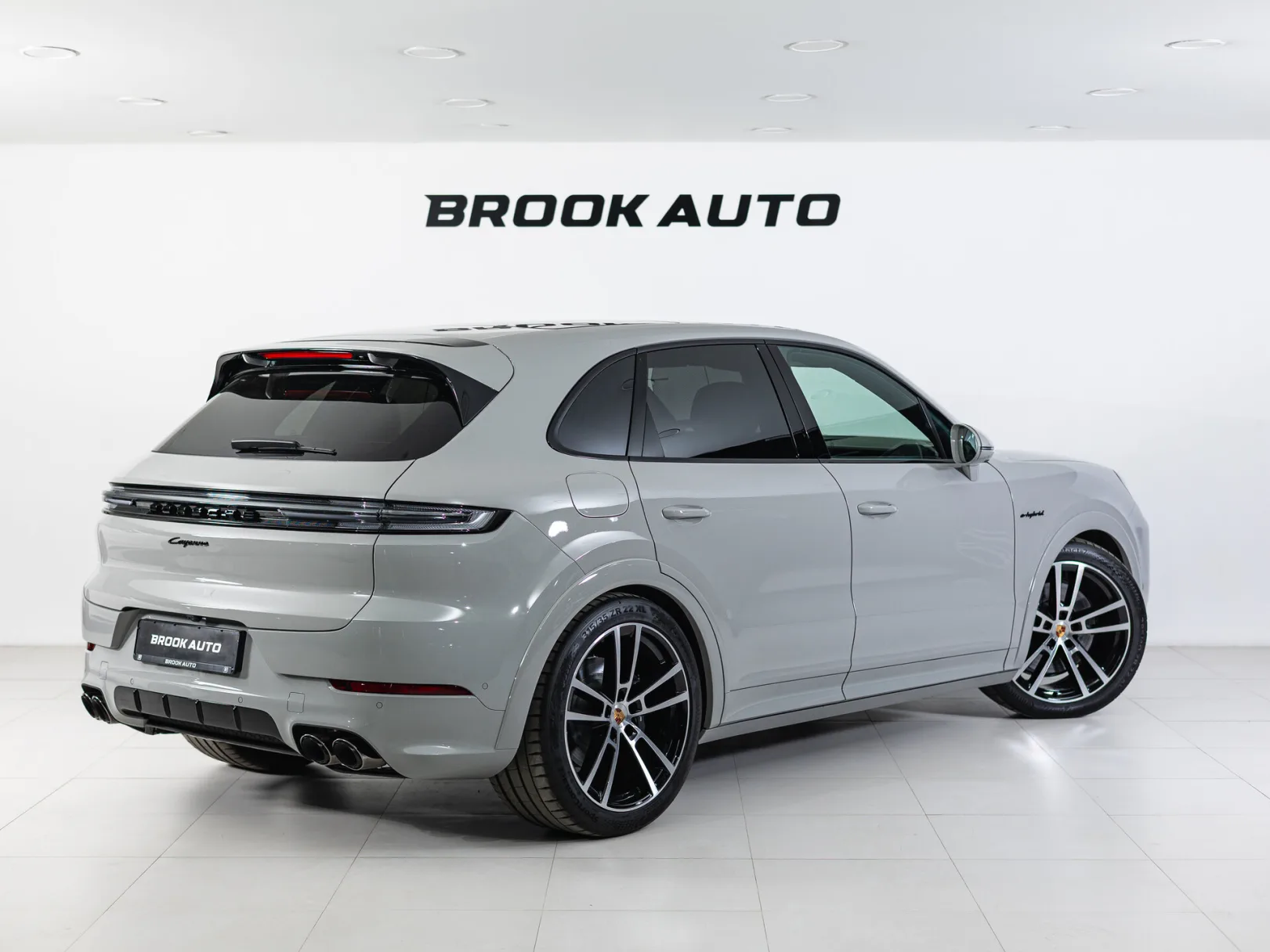Porsche Cayenne E-Hybrid III Рестайлинг, 2026 — экстерьер, фото 6