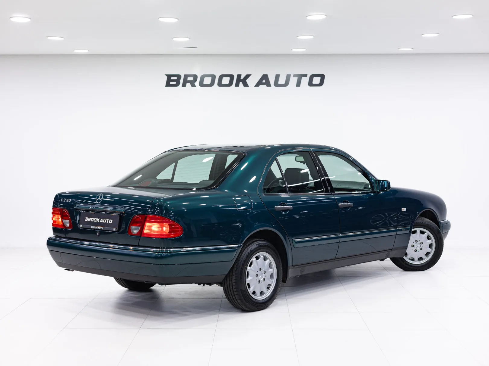 Mercedes-Benz E-Класс II (W210, S210), 1996 — экстерьер, фото 4
