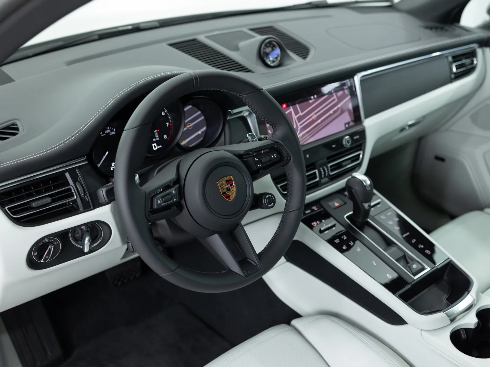 Porsche Macan T I Рестайлинг 2, 2025 — экстерьер, фото 10