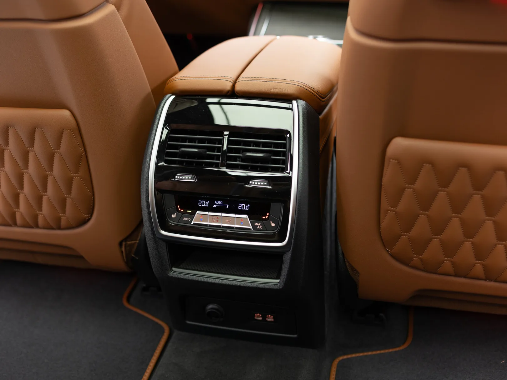 BMW X7 xDrive40d M Sport Pro I (G07) Рестайлинг, 2026 — экстерьер, фото 30