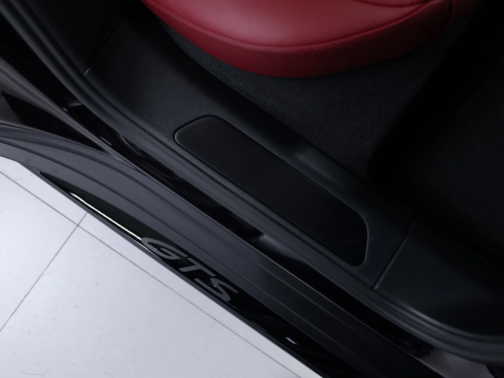 Porsche Panamera GTS III, 2024 — экстерьер, фото 30