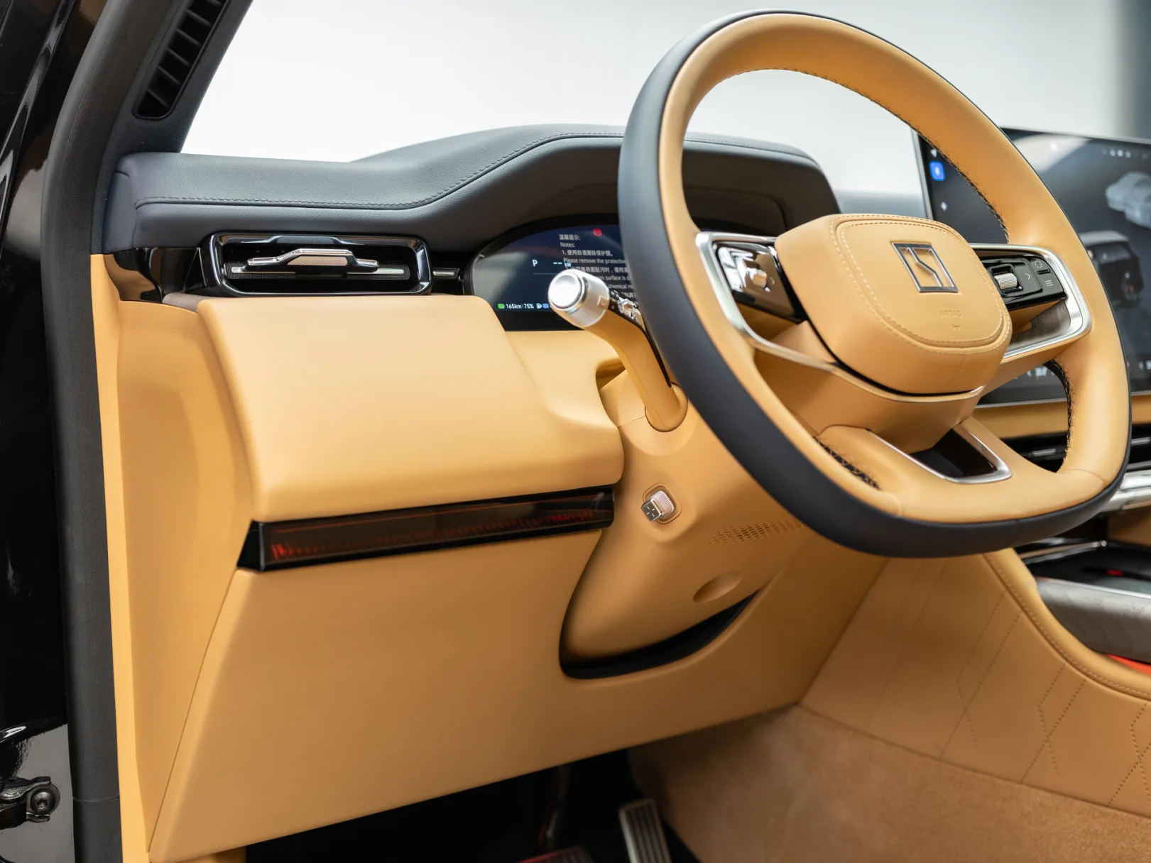 Zeekr 9X Max (6 seats) I, 2026 — экстерьер, фото 14
