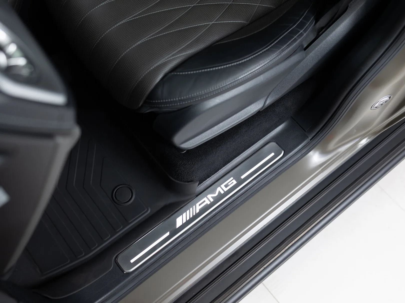 Mercedes-Benz G-Класс AMG G 63 II (W463), 2020 — экстерьер, фото 12