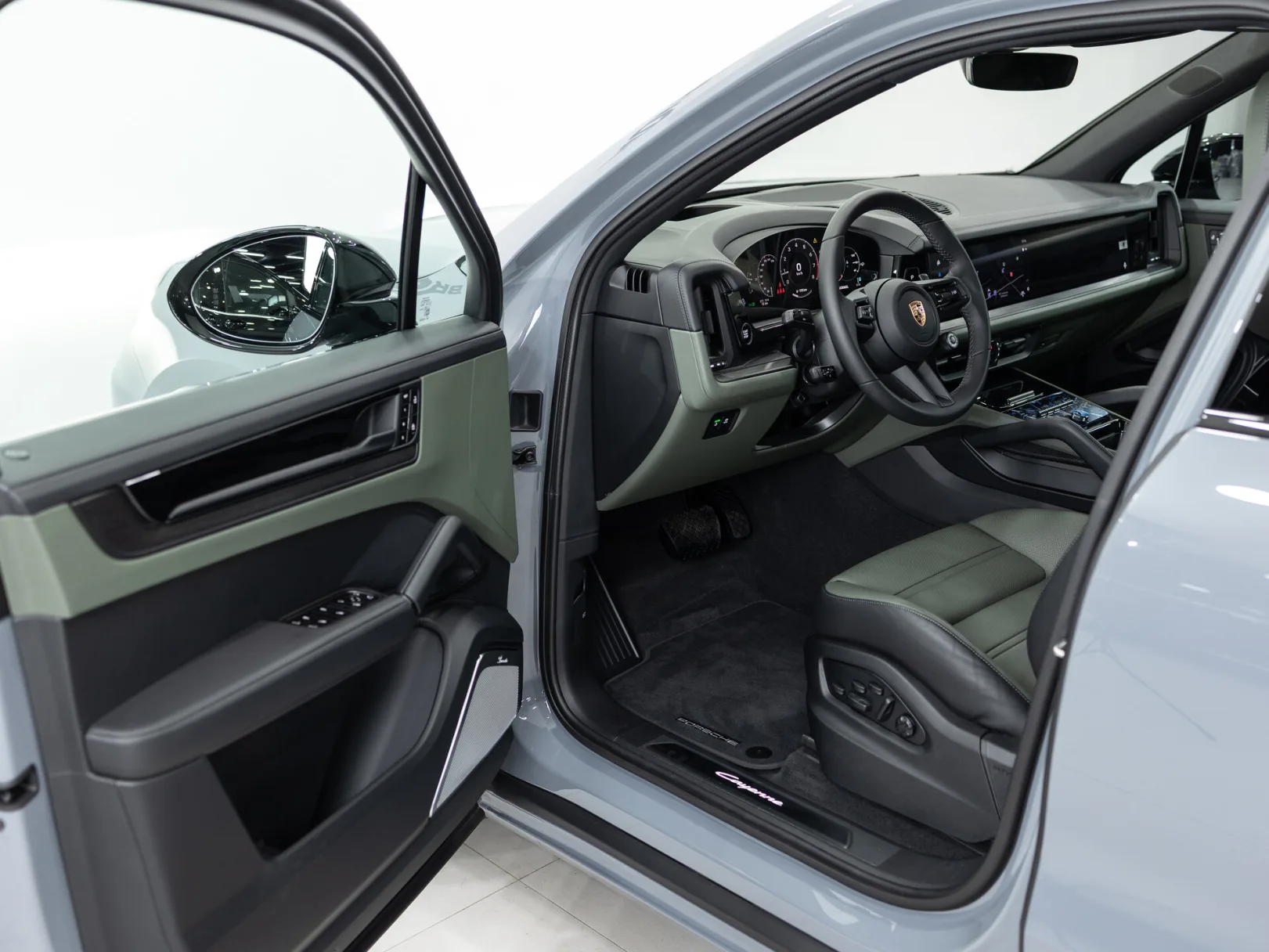 Porsche Cayenne Базовая III Рестайлинг, 2026 — экстерьер, фото 7