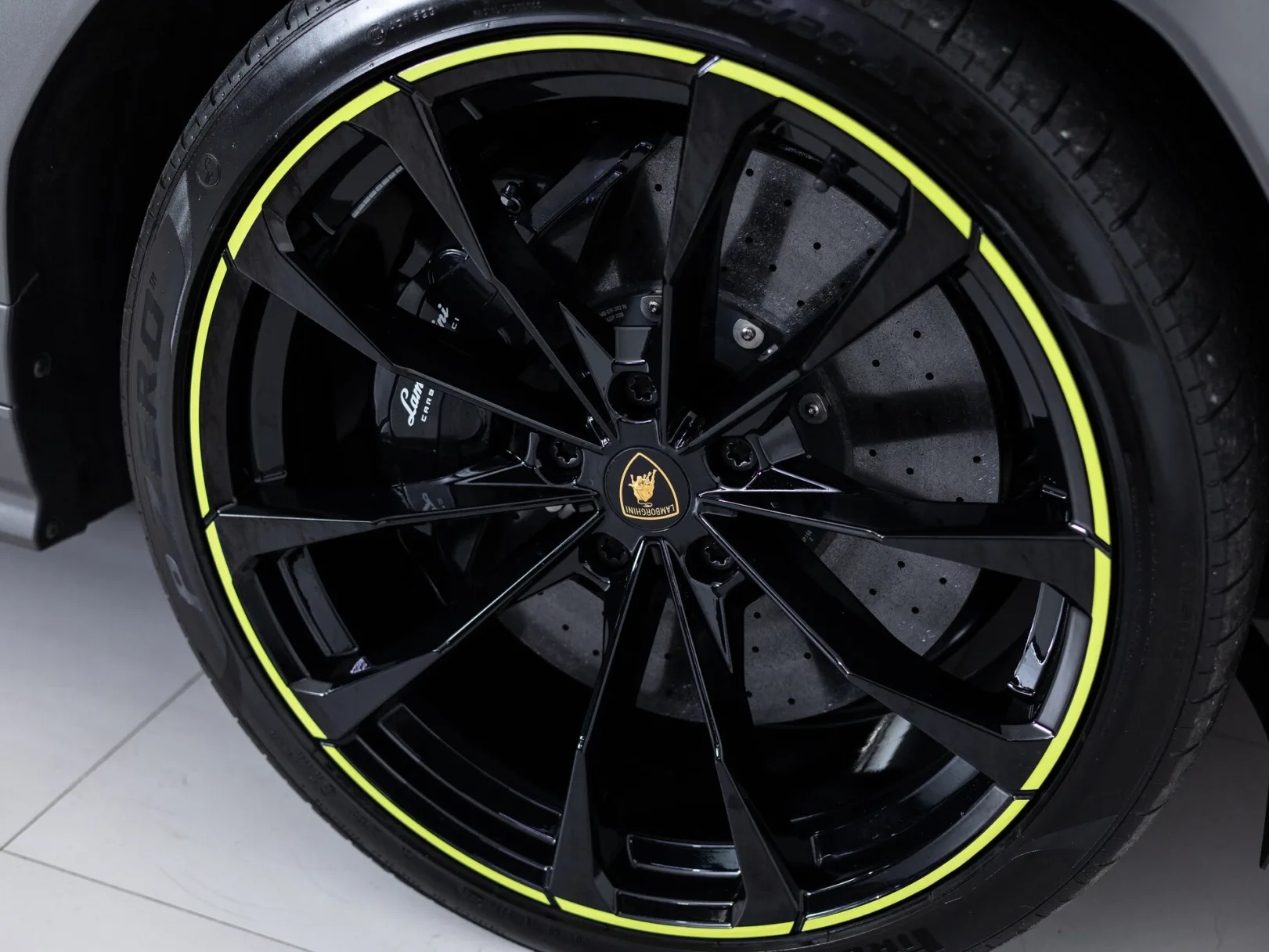 Lamborghini Urus Individual I, 2021 — экстерьер, фото 33