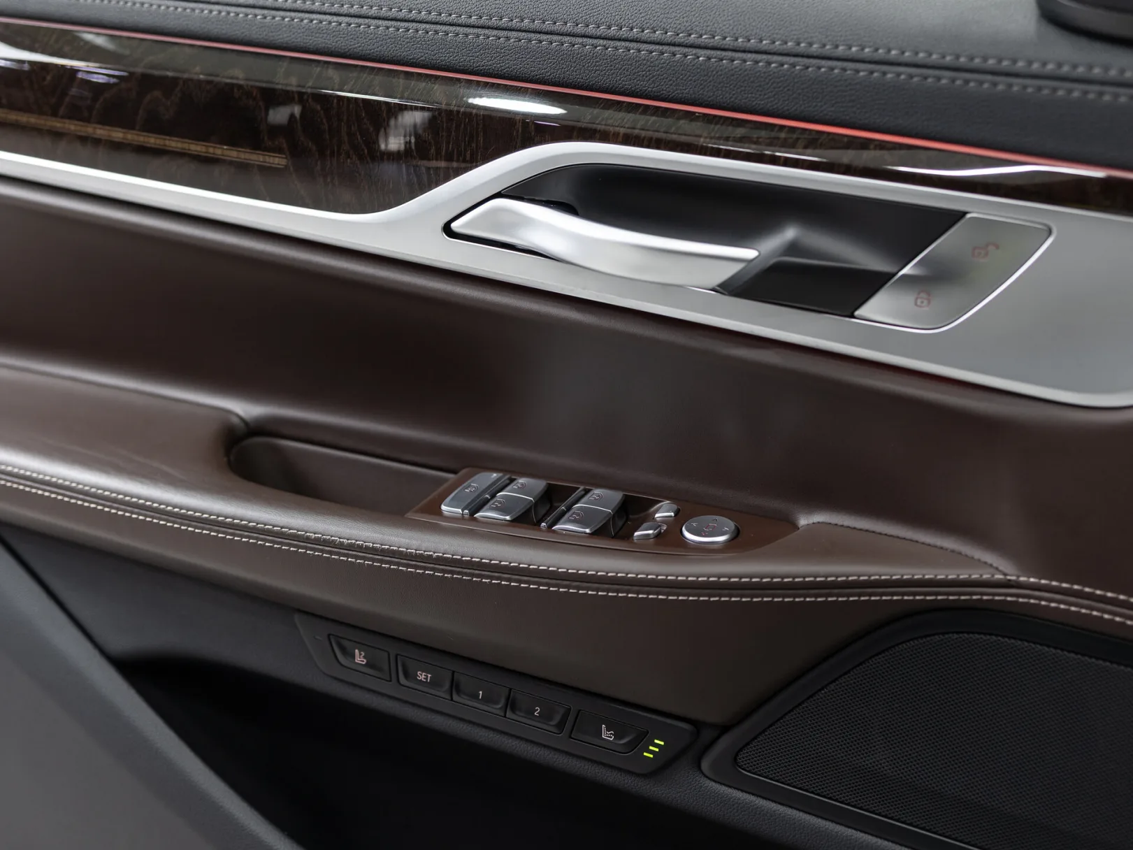 BMW 7 серии VI (G11/G12) Рестайлинг, 2020 — экстерьер, фото 9