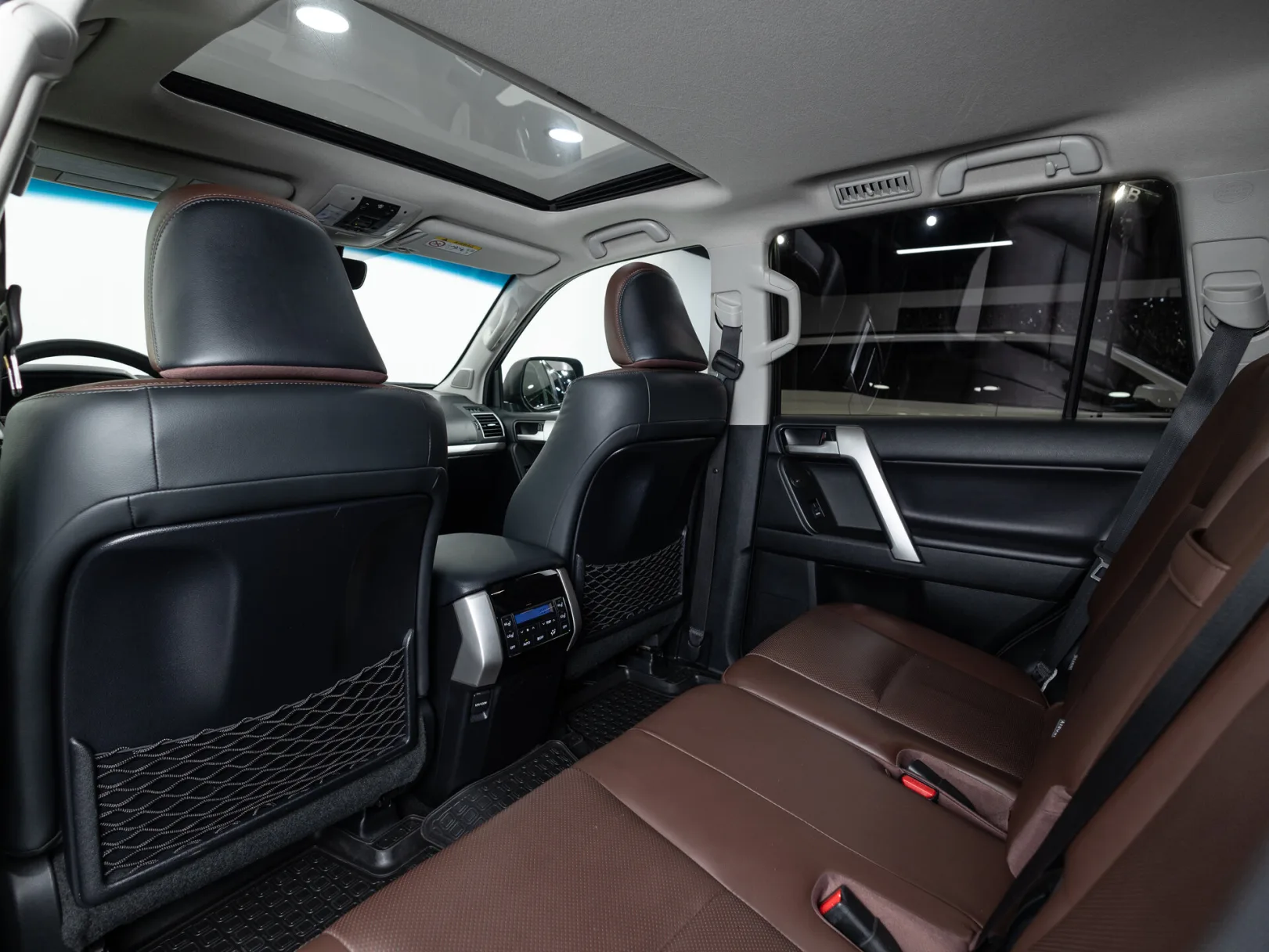 Toyota Land Cruiser Prado Люкс Safety 150 Series Рестайлинг 2, 2019 — экстерьер, фото 24