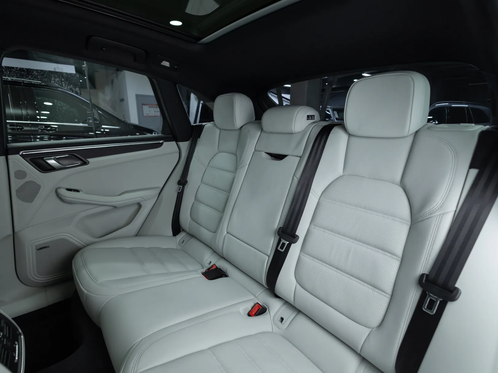 Porsche Macan T I Рестайлинг 2, 2025 — экстерьер, фото 27