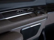 Mercedes-Benz V-Класс VIP III (W447) Рестайлинг, 2020 — экстерьер, фото 12