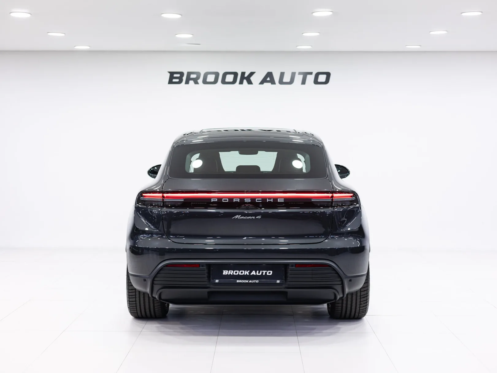 Porsche Macan 4 Electric II, 2025 — экстерьер, фото 5