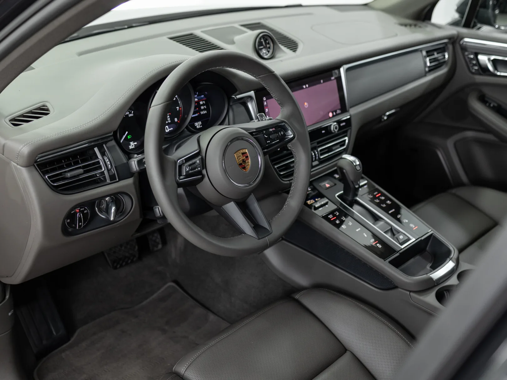 Porsche Macan Базовая I Рестайлинг 2, 2025 — экстерьер, фото 10