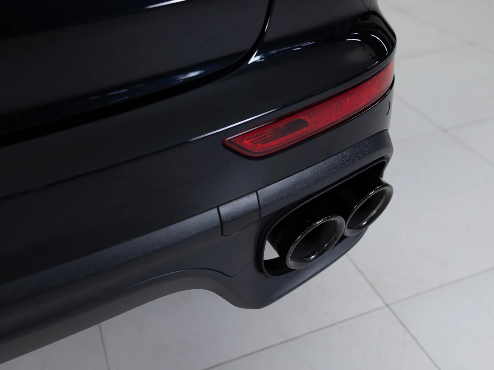 Porsche Cayenne Diesel Platinum Edition II Рестайлинг (958), 2017 — экстерьер, фото 29