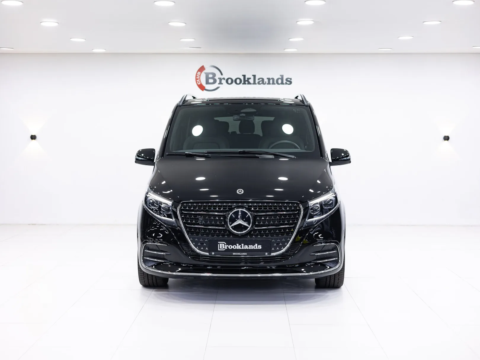 Mercedes-Benz V-Класс Exclusive III (W447) Рестайлинг 2, 2024 — экстерьер, фото 2
